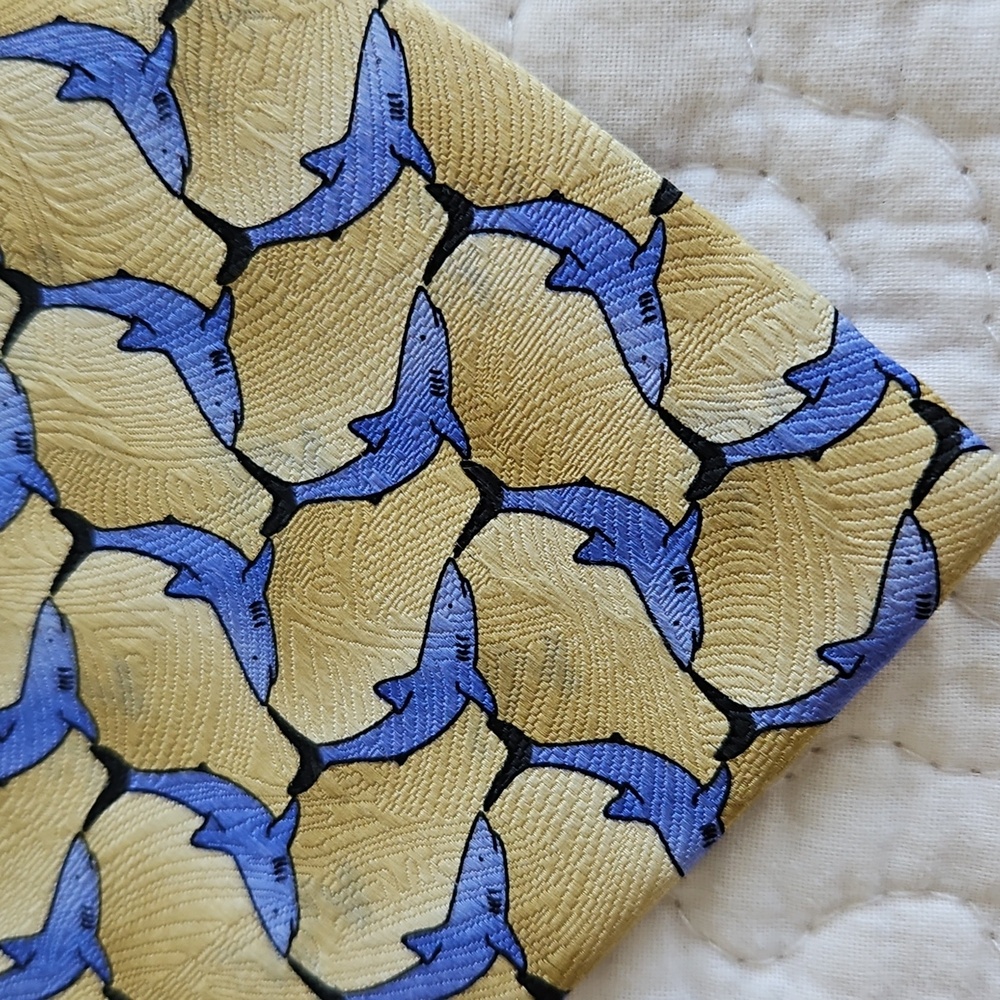 Hpthe Nature Conservancy Silver Tip Shark Vintage Silk Tie View 3